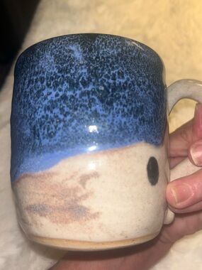 Studio Pottery Hand Thrown Artisan Mug Cream Blue drip Glaze Artist Signed 141u!